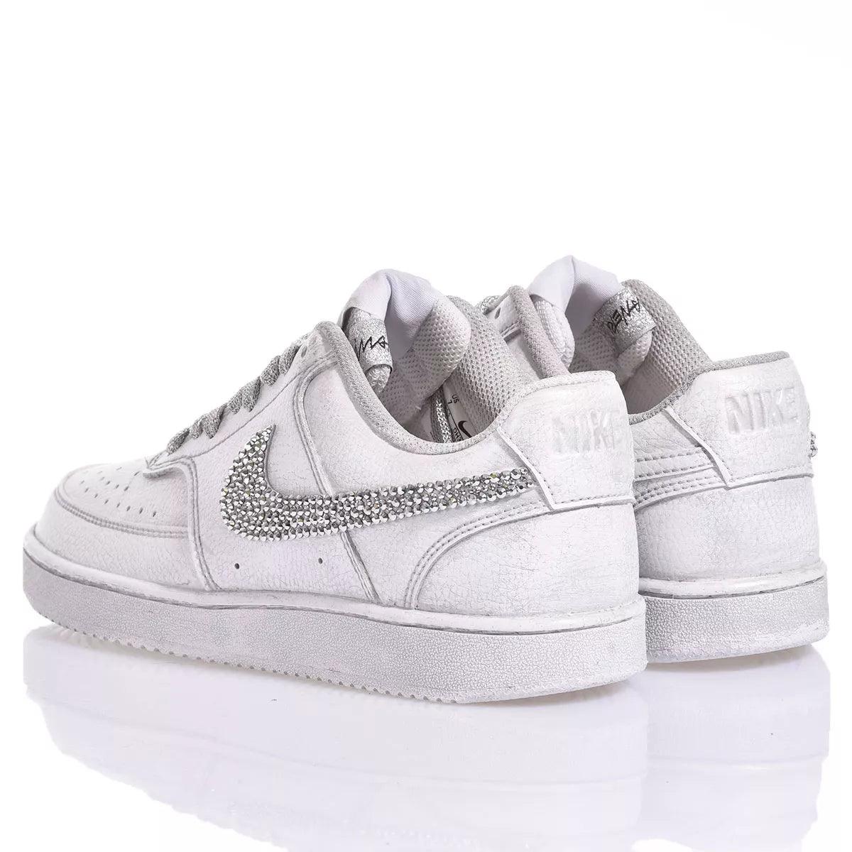 Nike Washed Silver