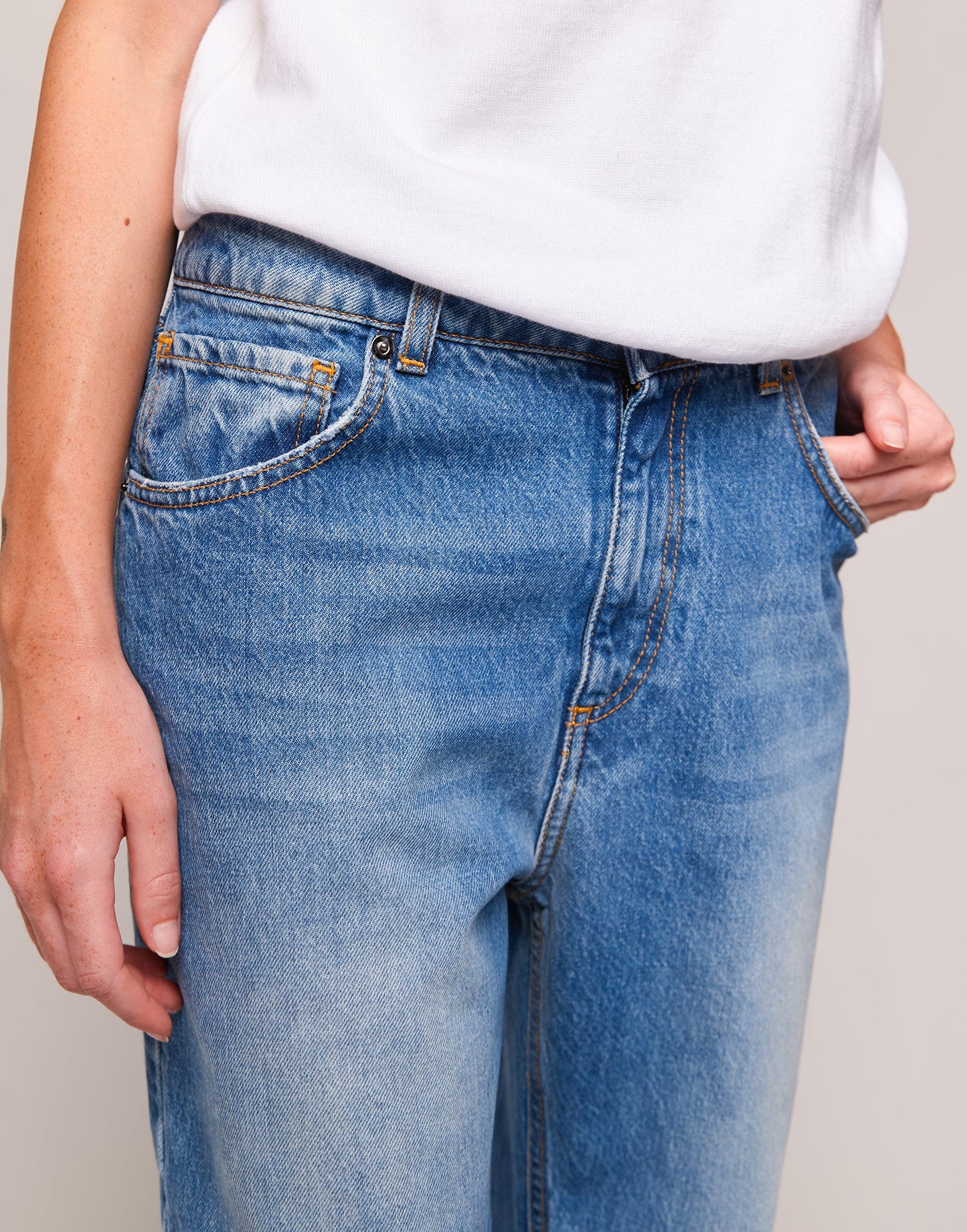 DOUUOD Jeans Baggy a 5 Tasche in Denim Medium Blue