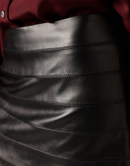 DOUUOD Minigonna in Eco Vintage Leather Nera