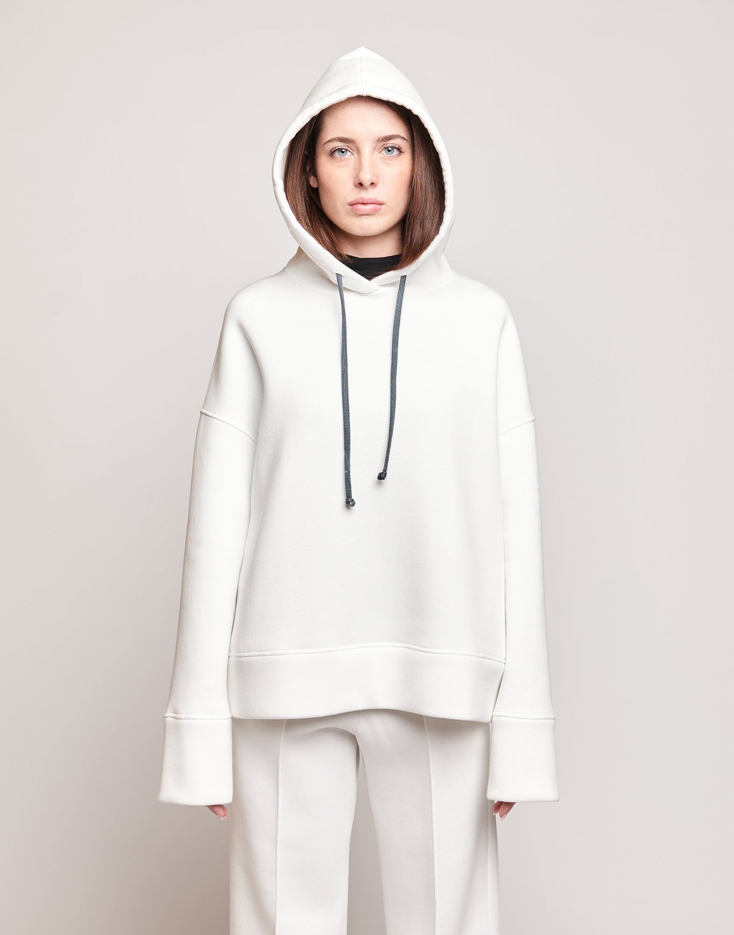 DOUUOD Felpa con Cappuccio in Cotone con Logo sulla Manica Panna