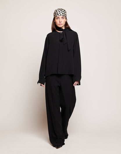 DOUUOD Camicia in Cady Fluido con Sciarpa Staccabile Nera