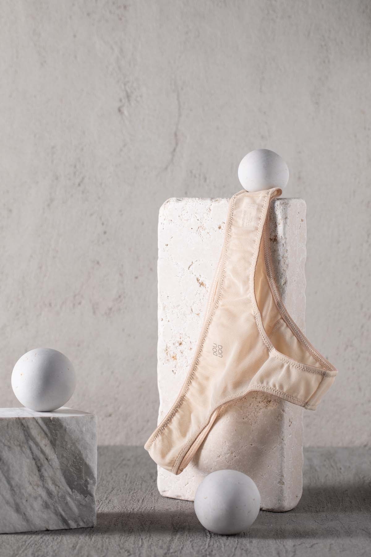 DOUUOD Slip a Brasiliana in Tulle Elasticizzato